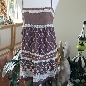 Hazel Brown and White Lace Trim Top